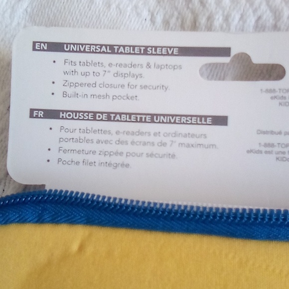 Despicable Me Universal Tablet Sleeve Blue Yellow Minion Zip Up 7X8in+Free Gift - Picture 2 of 8